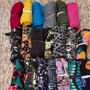 Lularoe bundle leggings (21 pairs) OS